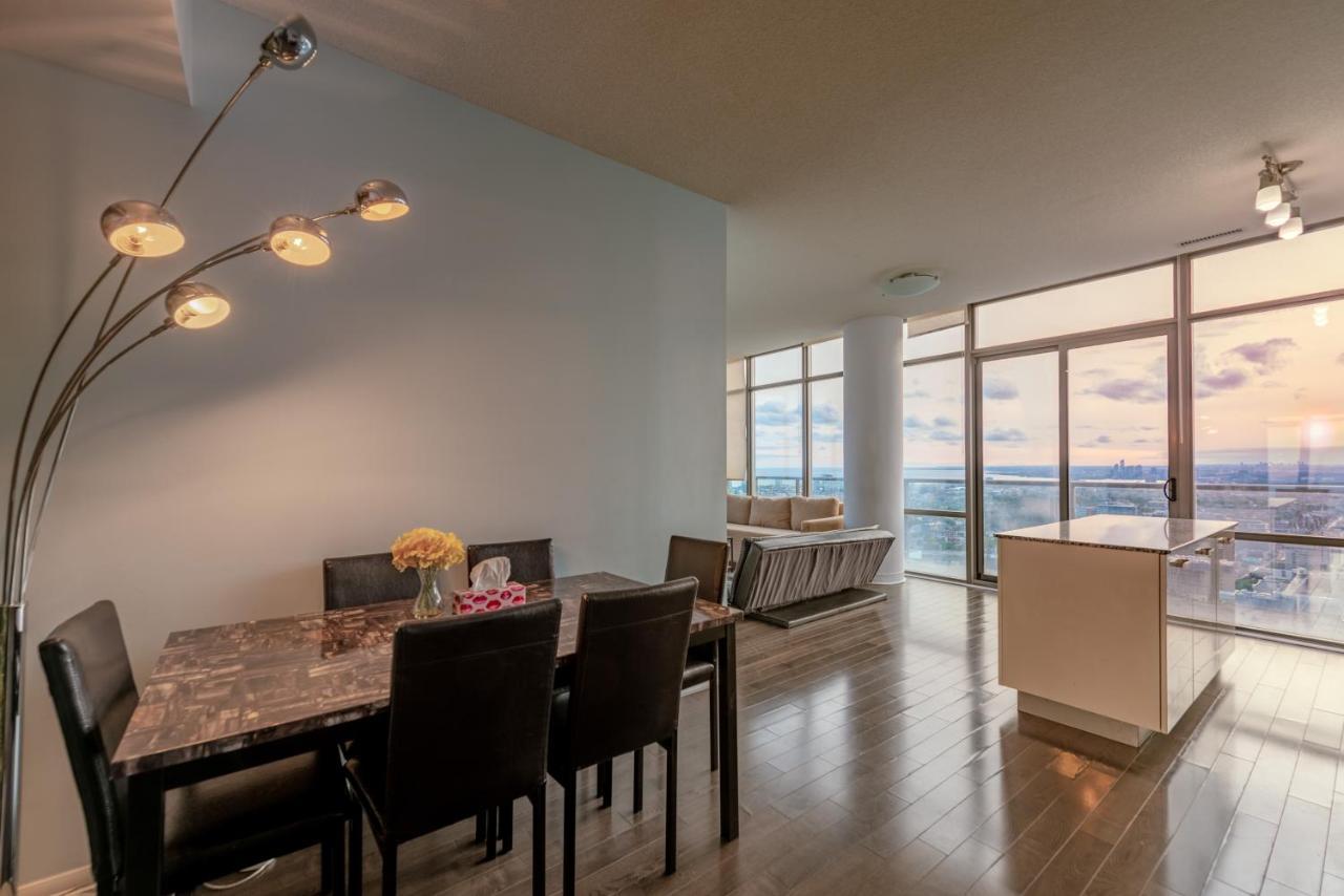 Unbelievable Penthouse View With 3 Bedrooms Toronto Esterno foto